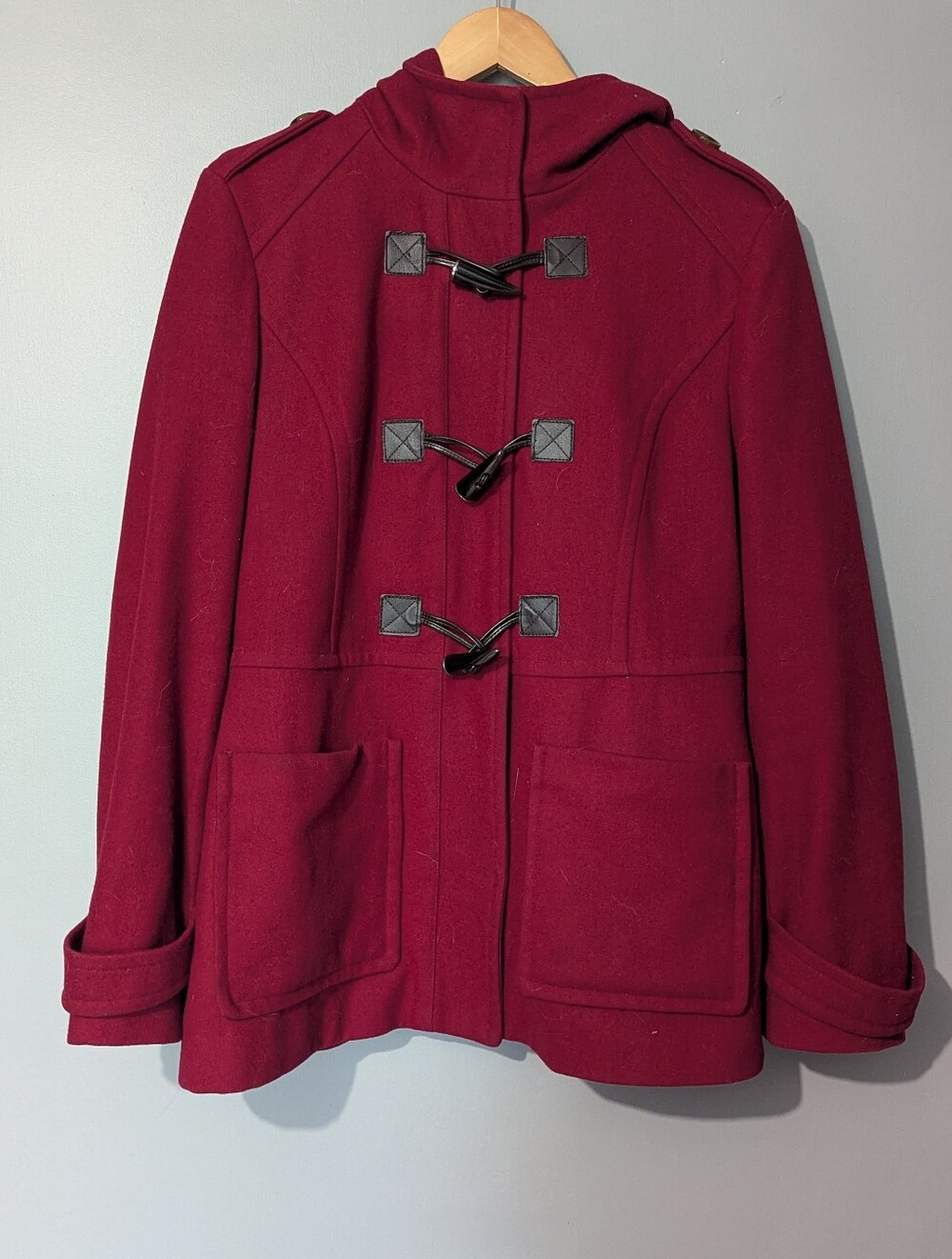 Londonâ Fog Womens Wine Color Toggle Wool Blend Pea Coat Hooded Dark Academia